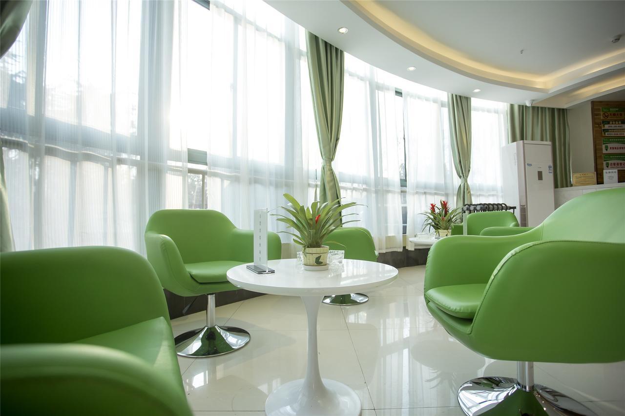 Vatica Xuzhou High Speed Railway Station Hotel Eksteriør billede